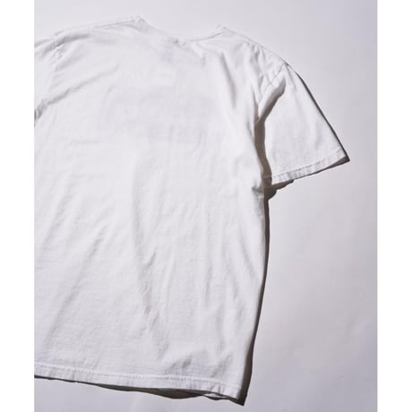 THRIFTY LOOK  OASIS DECCA LOGO TEE