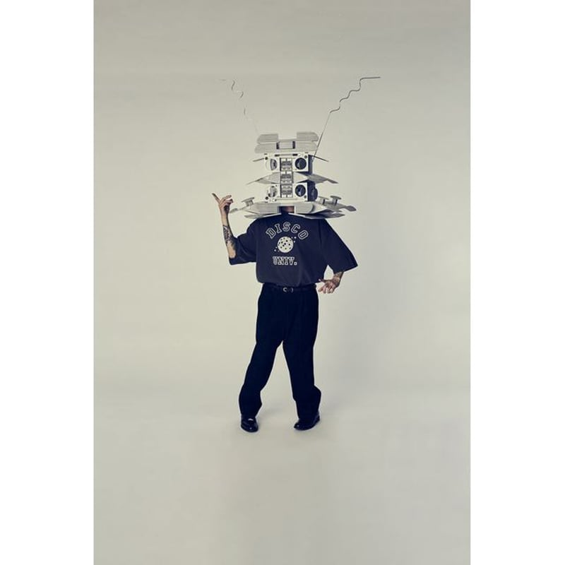 ISNESS MUSIC DISCO UNIV. T-SHIRT | MAROON