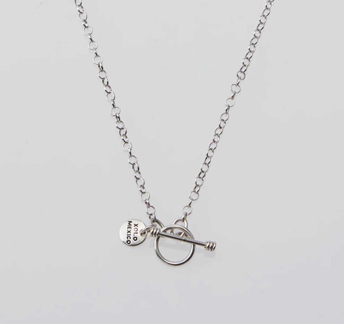 XOLO JEWELRY Round Link Necklace | MAROON