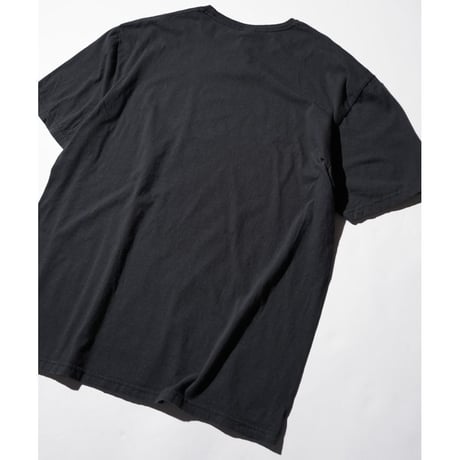 THRIFTY LOOK  OASIS DECCA LOGO TEE