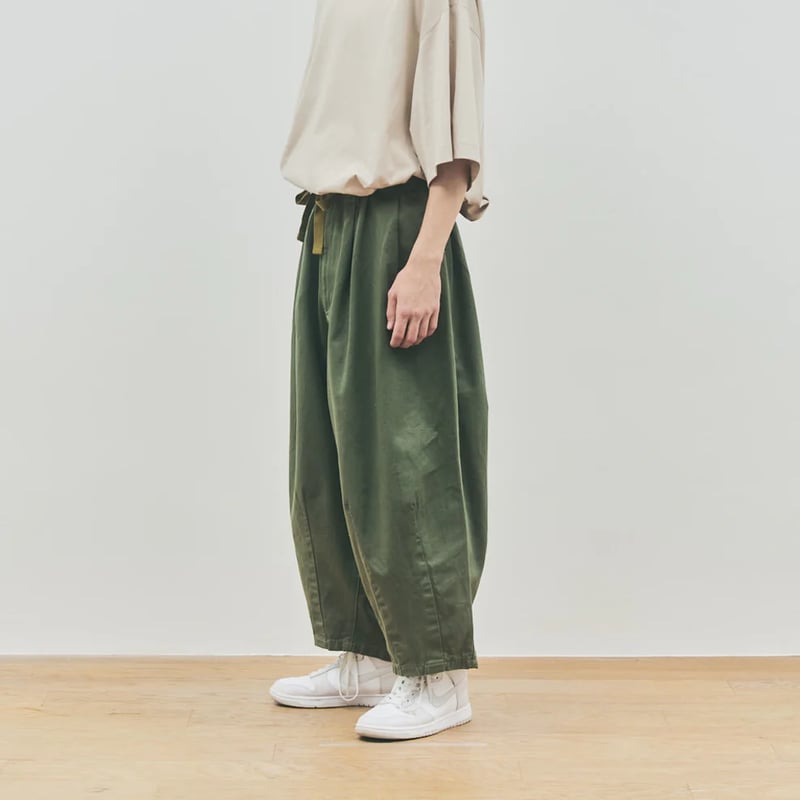 is-ness balloon cargo pants イズネス パンツ is-ness - イズネス 25SSバルーンベイカーパンツBALLOON BAKER