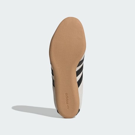 adidas Originals TOKYO（Off White / Core Black / Gold Metallic）