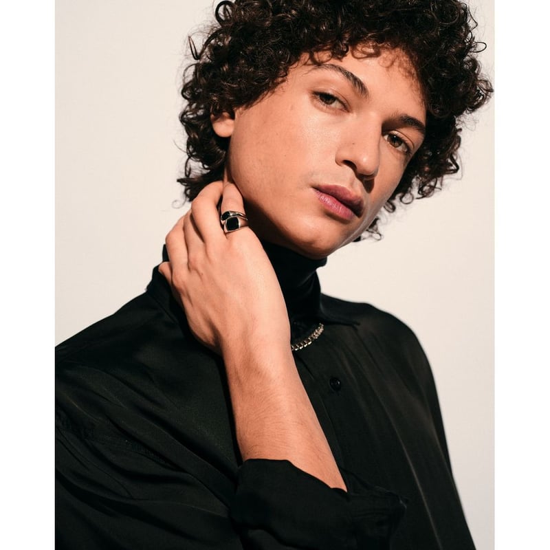 TOM WOOD Kay Ring Polished Onyx | MAROON TOM WOOD Kay Ring Polished Onyx | MAROON