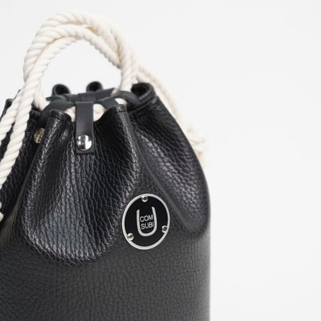 COMUSUBI (コムスビ) ／ COMUSUBI BAG "Leather" -BLACK-