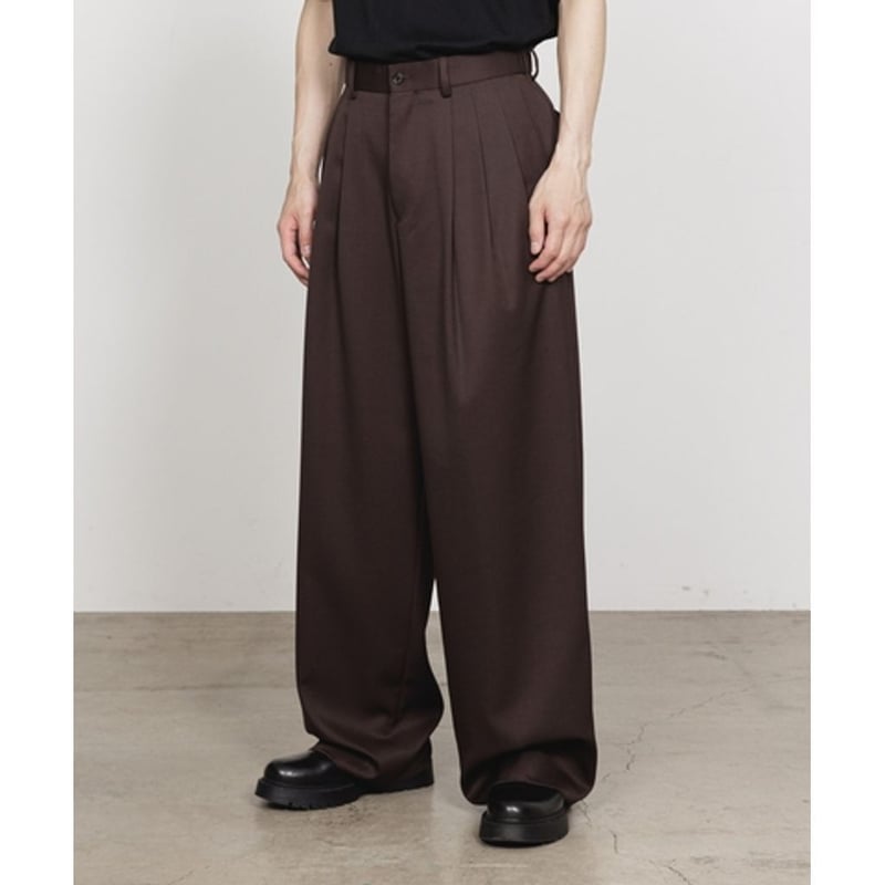 予約商品】MARKAWARE TRIPLE PLEATED WIDE TROUSERS |