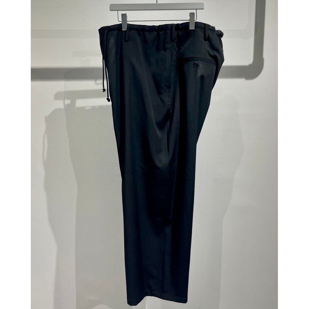 パンツ GABARDINE SLIM PANTS HIGH TWISTED GABARDINE LOW-RISE BELTED PANTS – THE SHOP