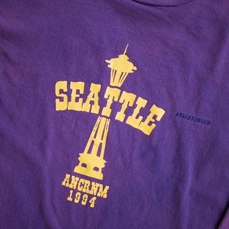 ANACHRONORM SPACE NEEDLE DAMAGED L/S T-S