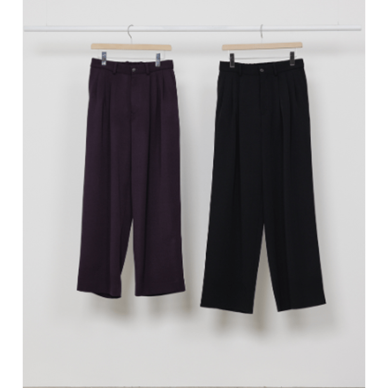 予約商品】MARKAWARE TRIPLE PLEATED WIDE TROUSERS |