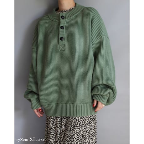AMBERGLEAM Warm Henry Sweater