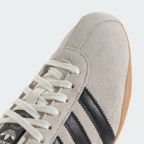 adidas Originals TOKYO（Off White / Core Black / Gold Metallic）