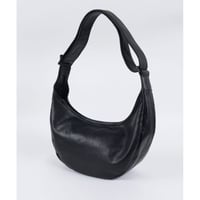 MASSES LEATHER SHOULDER BAG
