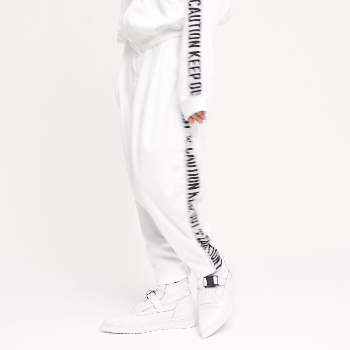 beauty:beast BONTAN TRACK PANTS (WHITE) | MAROON