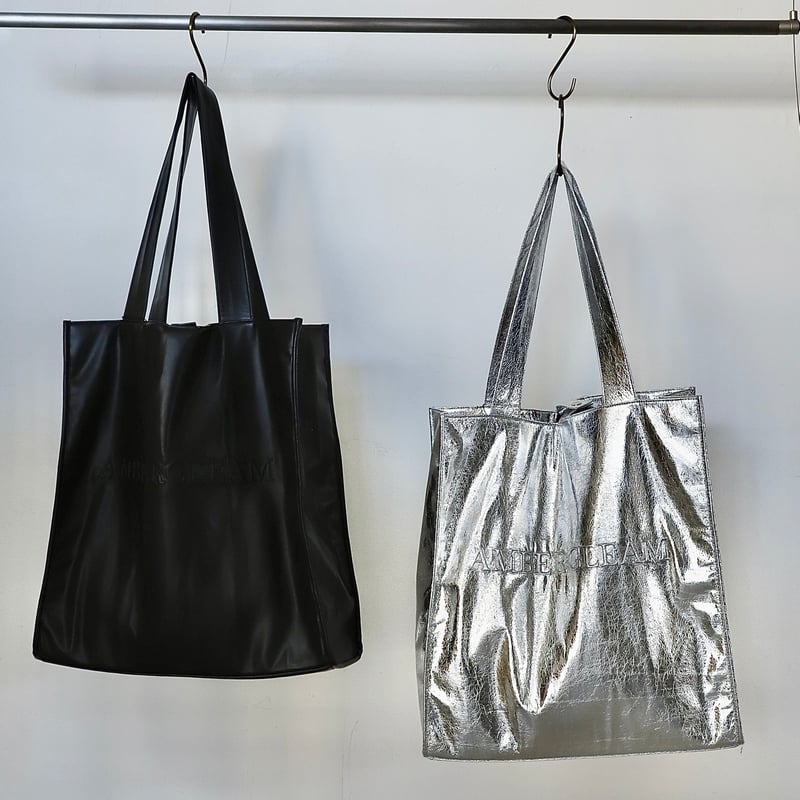 Silver leather best sale shoulder bag