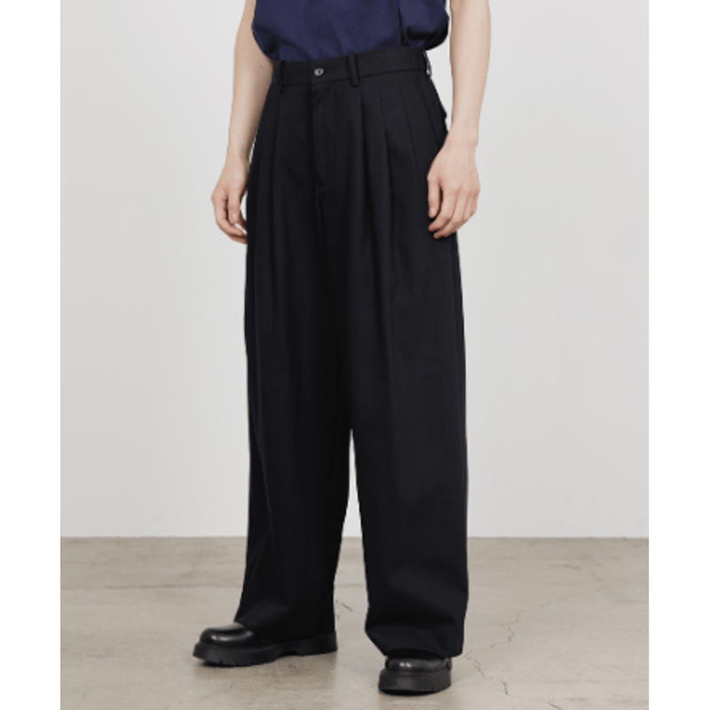 予約商品】MARKAWARE TRIPLE PLEATED WIDE TROUSERS |