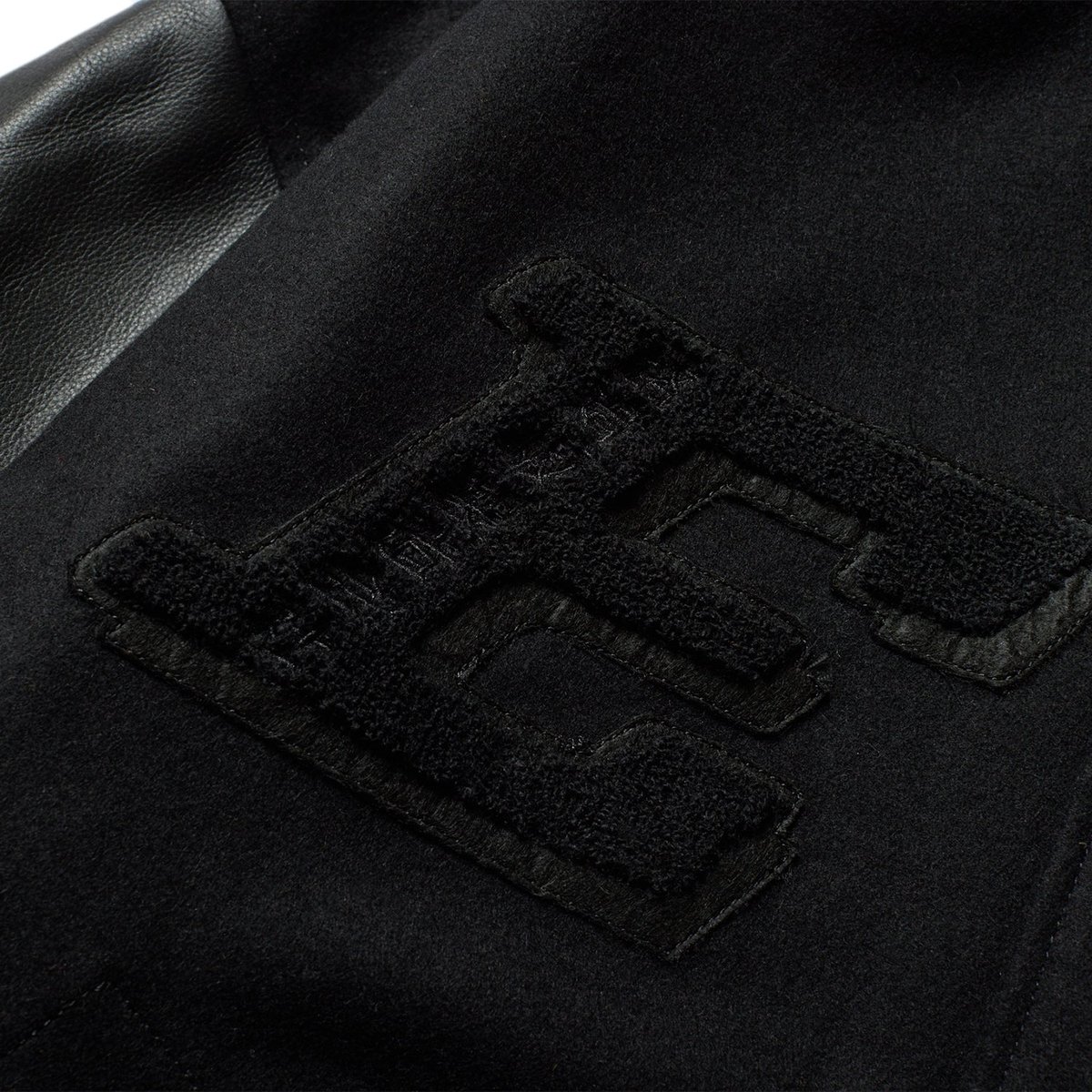 Evisen x DELUXE VAR SITY BOYS JACKET BLACK | MA