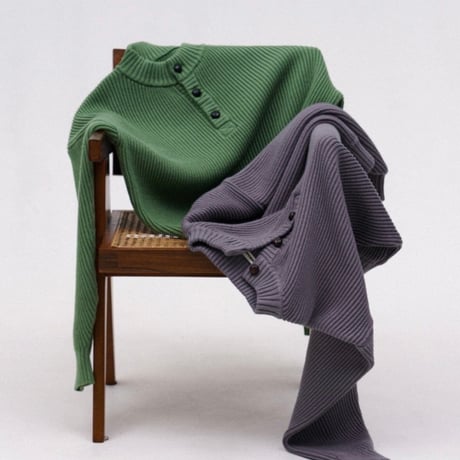 AMBERGLEAM Warm Henry Sweater