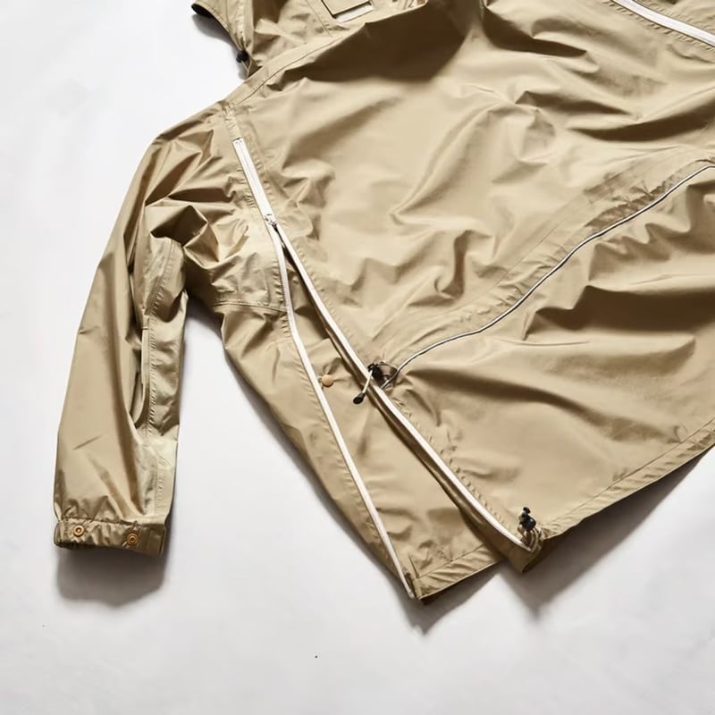 is-ness 3-LAYER TRANSFORMABLE JACKET | MAROON