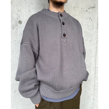 AMBERGLEAM Warm Henry Sweater