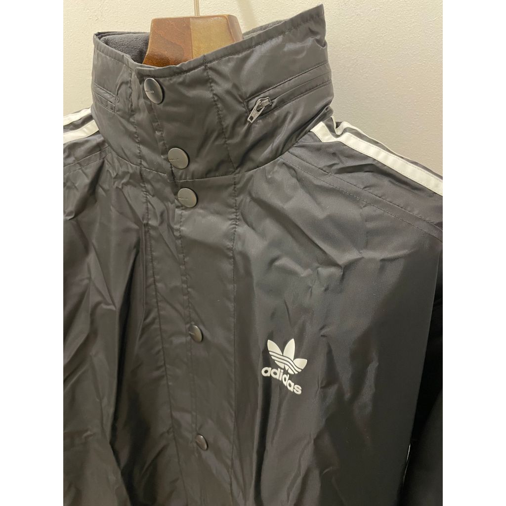 adidas ビッグトレフォイル スタンドカラー ナイロンコート | MAROON