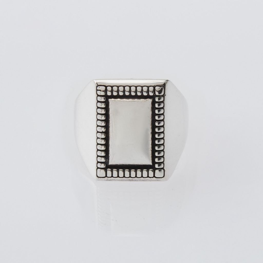 XOLO JEWELRY Square Mirror Ring | MAROON