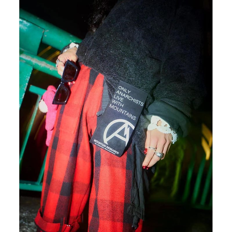 MOUNTAIN RESEARCH Mega Tag Octee L/S | MAROON