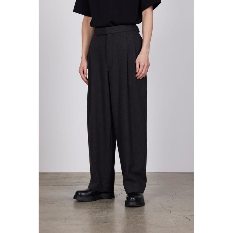 MARKA TUMBLED WOOL SERGE OFFICER PANTS 2TUCK WI MARKA TUMBLED WOOL SERGE OFFICER PANTS 2TUCK WI