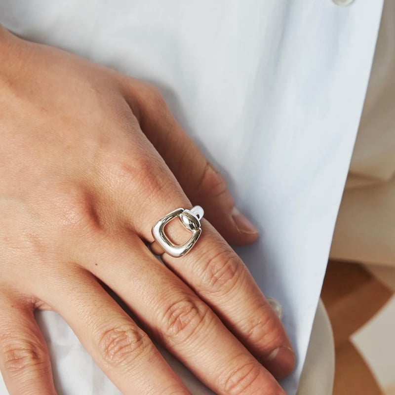 XOLO JEWELRY スクエアストーン リング XOLO JEWELRY Square Form Ring | MAROON