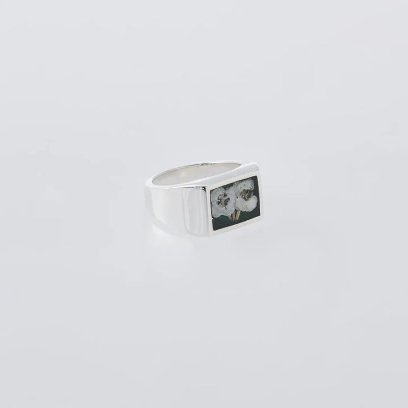 XOLO JEWELRY Signet Ring with Green Flower | MA
