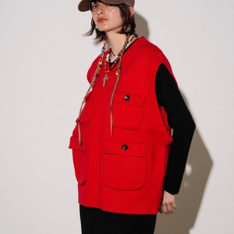 AMBERGLEAM × VOO Fisherman Knit Vest