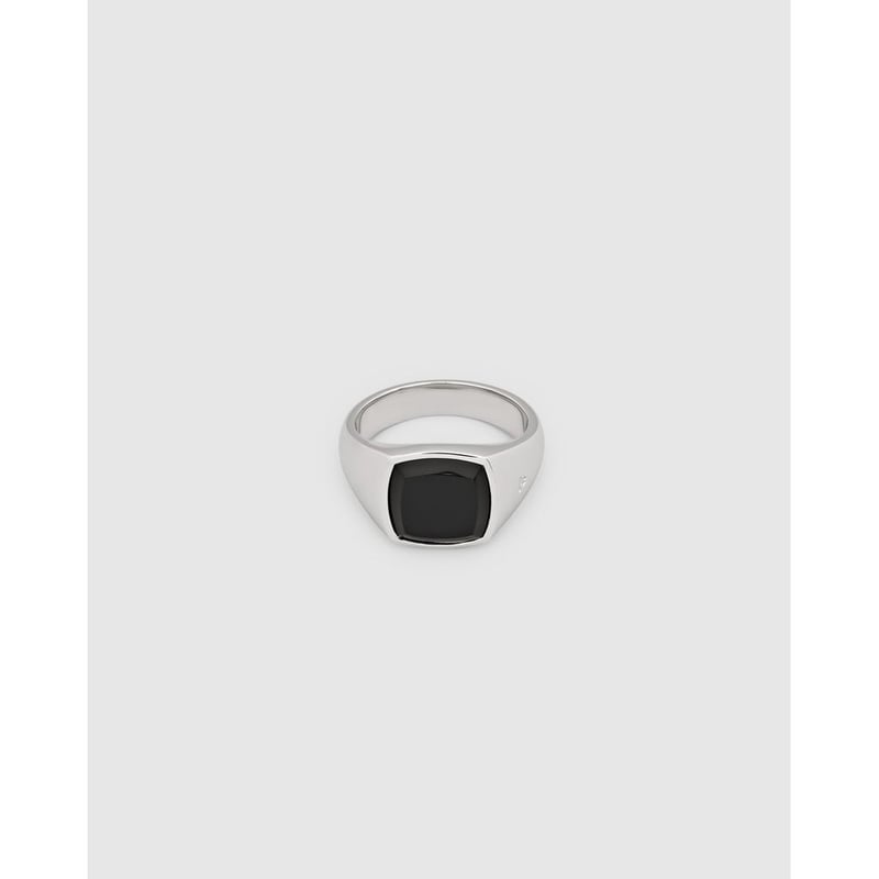 TOM WOOD Kay Ring Polished Onyx | MAROON