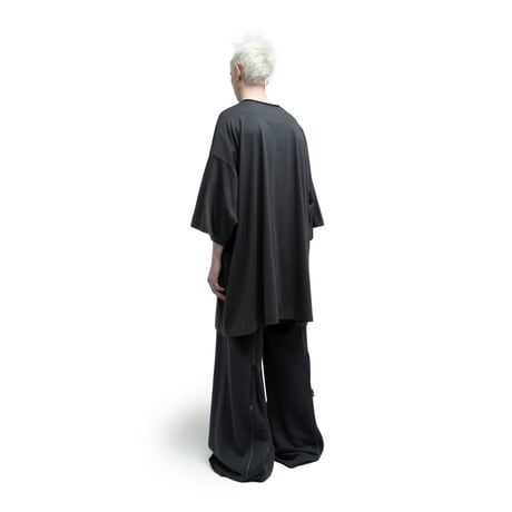 FUMITO GANRYU 2Way Mantle Tee - Black X Chacoal