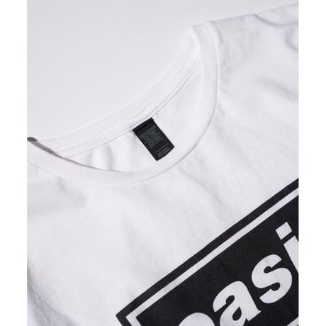 THRIFTY LOOK  OASIS DECCA LOGO TEE