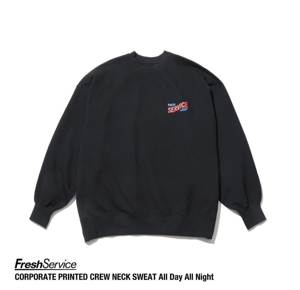 トップス FreshService CORPORATE PRINTED SWEAT FreshService CORPORATE PRINTED CREW NECK SWEAT