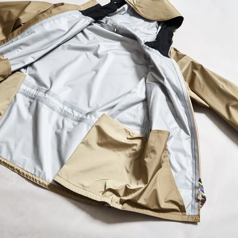 is-ness 3-LAYER TRANSFORMABLE JACKET | MAROON