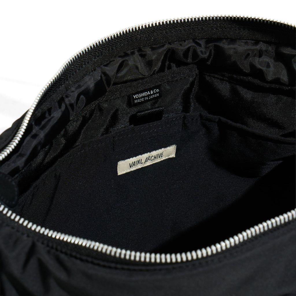 VAINL ARCHIVE POTR SHOULDER BAG | MAROON