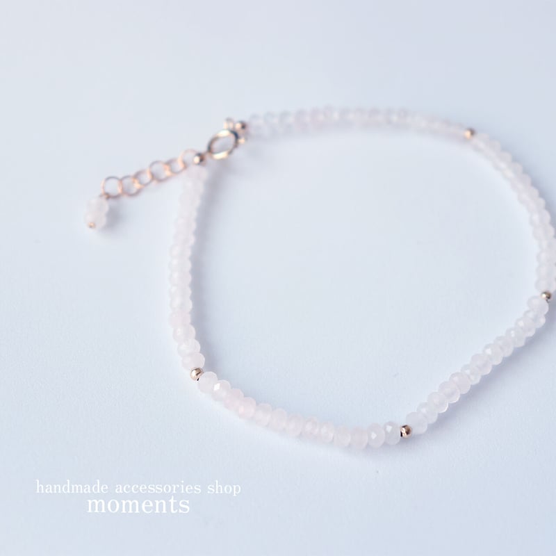 14kgf 天然石ローズクオーツのシンプルかわいい華奢ブレスレット | moments