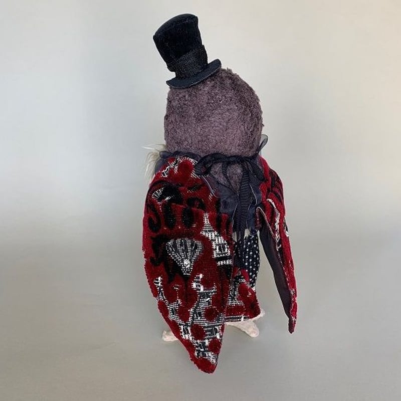 フクロウ紳士（ぬいぐるみ）制作：ami大久保美江 | 心しか泊まれない