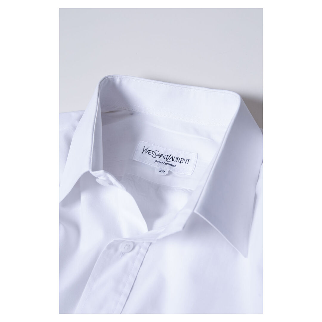 イヴ・サンローラン ドレスシャツ ３９ １５1/2コットン100％ - シャツ