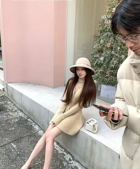 Halter Neck Knit OP