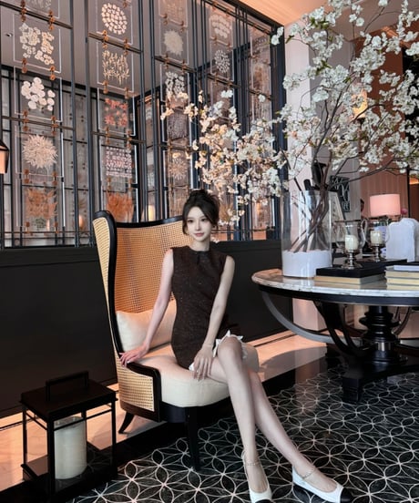 Elegant Patchwork Pleate Dress【ITZY YUNA着用同型】