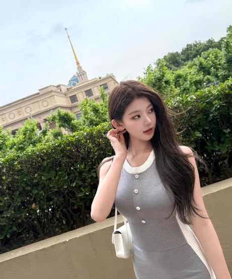 Gray Slim Knit OP