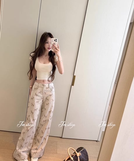Pony Wash Jacquard Jeans