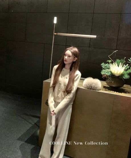 Double-Breasted Cardigan+Skirt