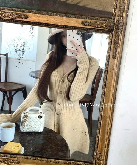 Halter Neck Knit OP