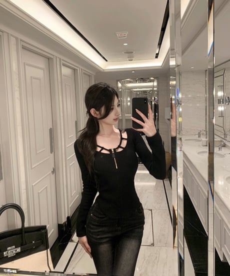 Spider Knit Sleeve
