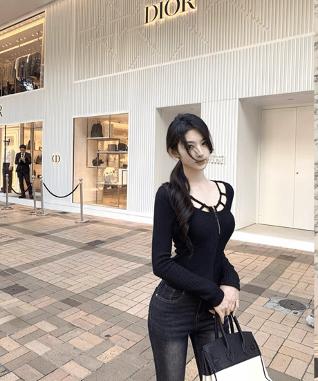 Spider Knit Sleeve