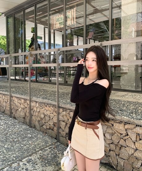 Classic Leather Skirt ＋ Belt