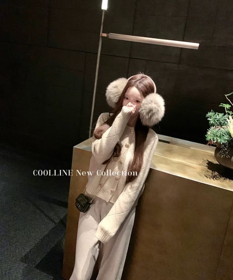 Double-Breasted Cardigan+Skirt