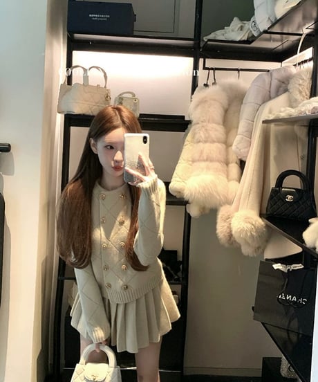 Double-Breasted Cardigan+Skirt