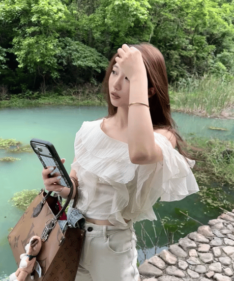 One shoulder Frill Tops